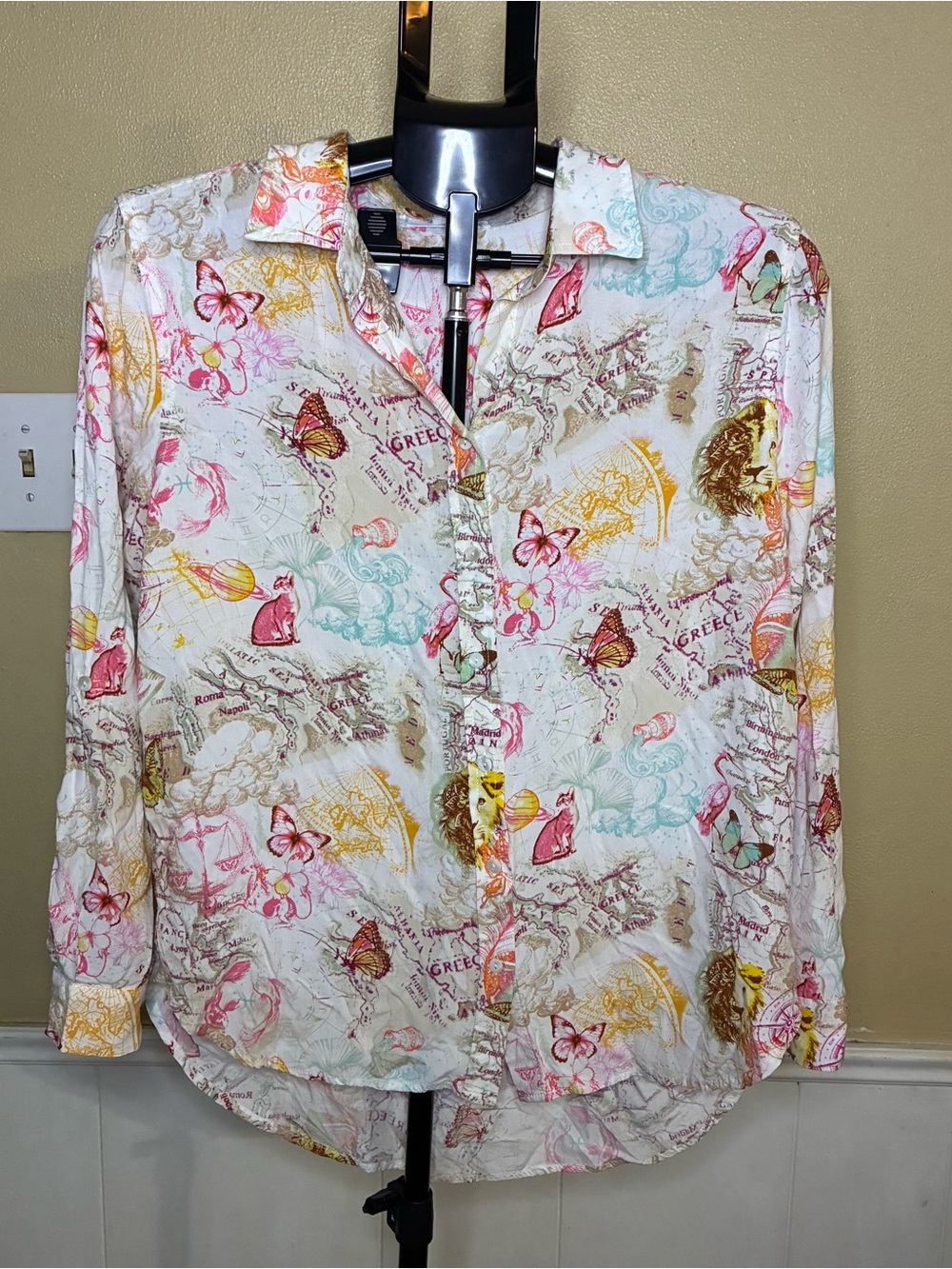 Womens Printed Button-Up Shirt - Multicolor